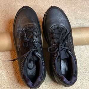 Brooks Addiction Walk‎ Black Shoe